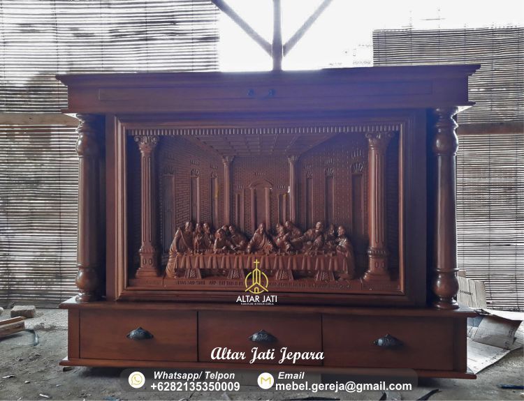 Altar Katolik Ukiran Perjamuan Kayu Jati, jual altar gereja, harga meja altar katolik, altar katolik di rumah, altar katolik kayu jati, meja altar katolik ukir jati