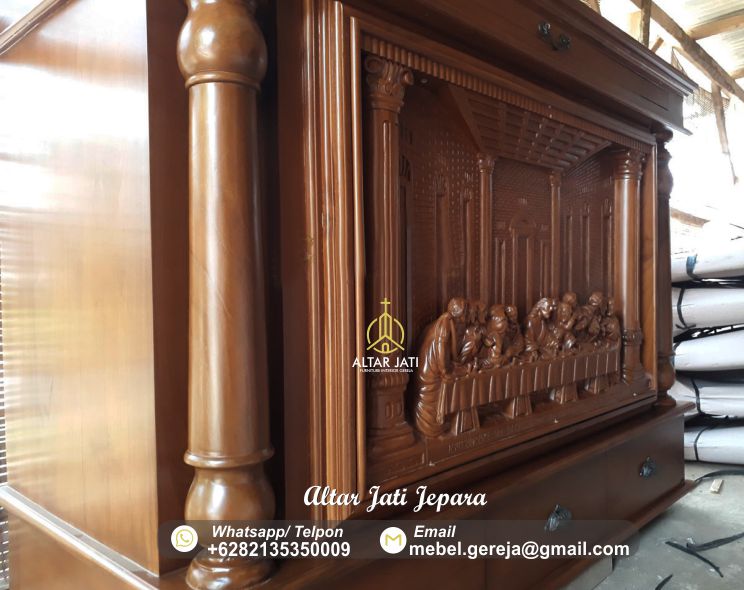 Meja Altar Katolik Perjamuan Kudus, jual altar gereja, harga meja altar katolik, altar katolik di rumah, altar katolik kayu jati, meja altar katolik ukir jati